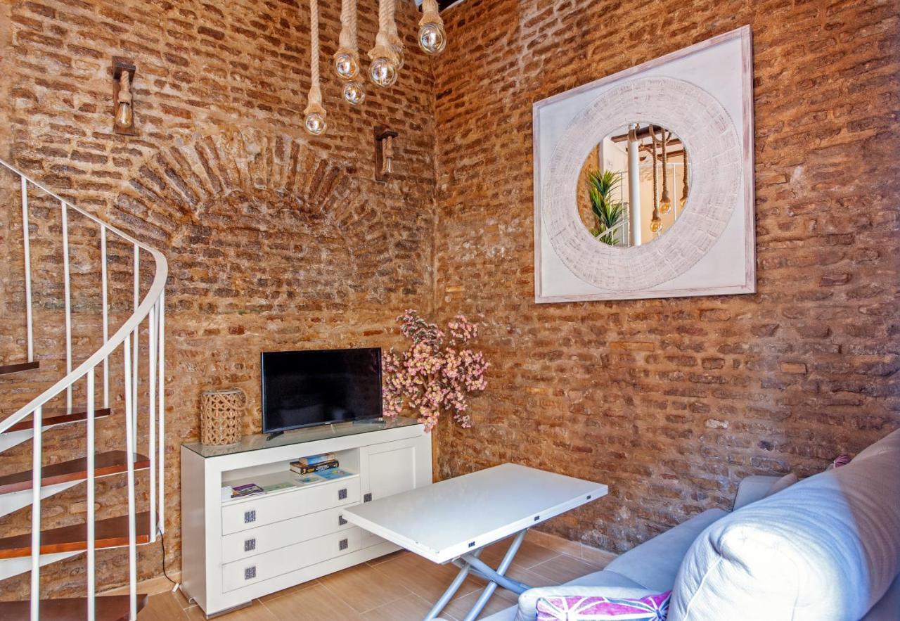 Santa Clara Chic Apartment セビリア エクステリア 写真