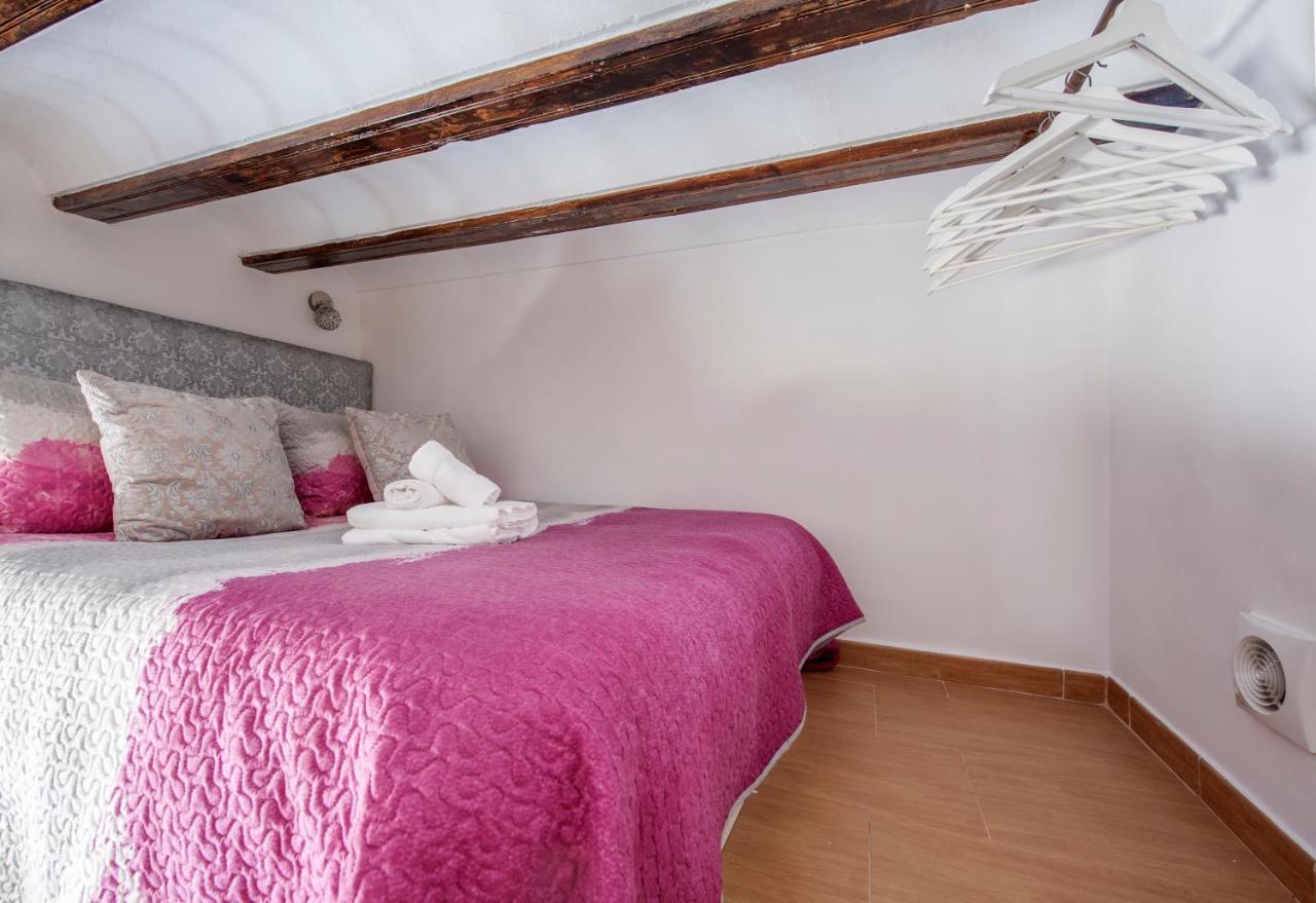 Santa Clara Chic Apartment セビリア エクステリア 写真
